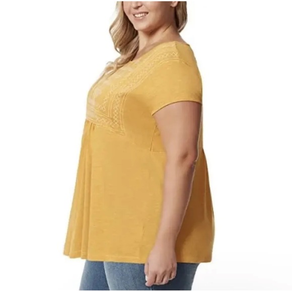 Gloria Vanderbilt | Ladies' Embroidered Tee | Crewneck | Sunflower (Yellow) | XL - Picture 4 of 4